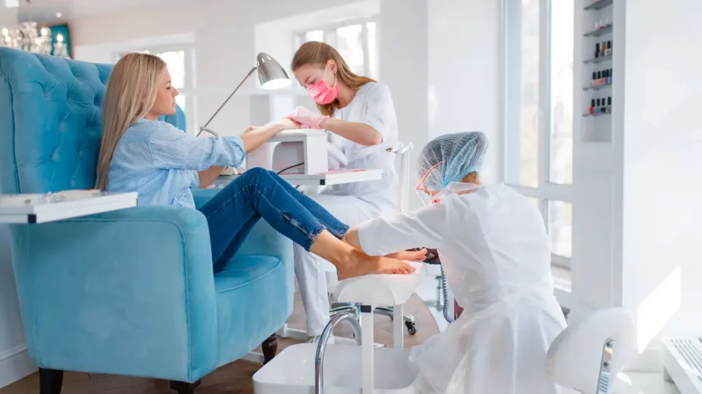 Услуги в салоне в 4 руки