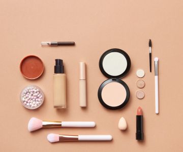 різні види косметики